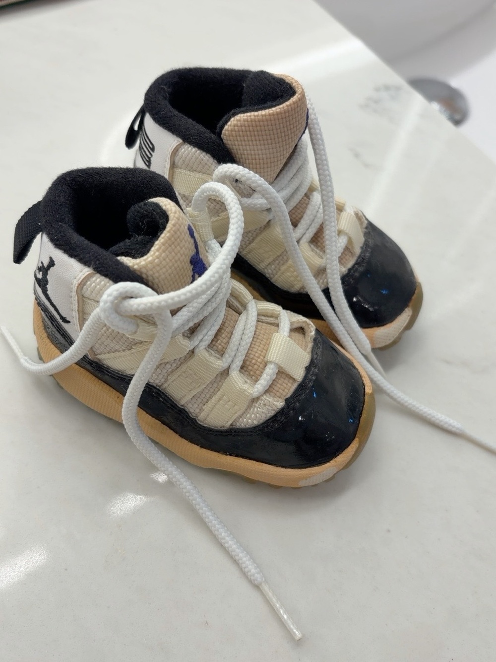 Vintage 1995 Nike Air Jordan 11 XI Concord Baby Shoes 2C OG